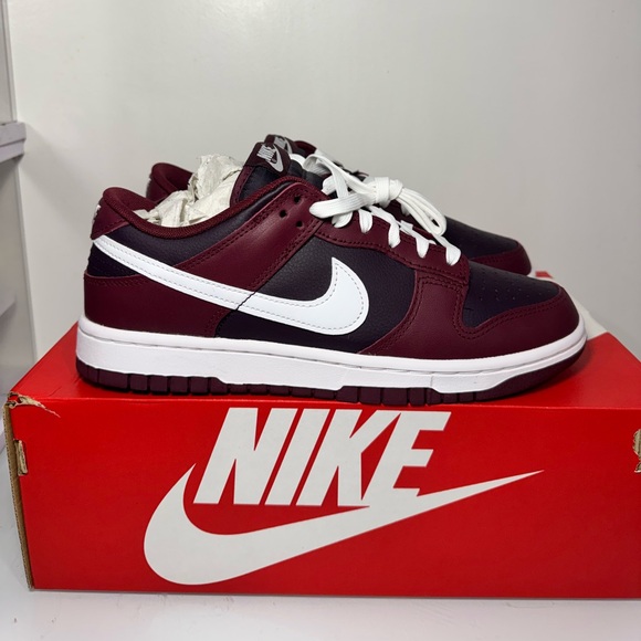 NIKE DUNK LOW - DARK BEETROOT / BURGUNDY ASH 
SIZE 7.5 MENS / 9 WOMENS - Picture 3 of 6